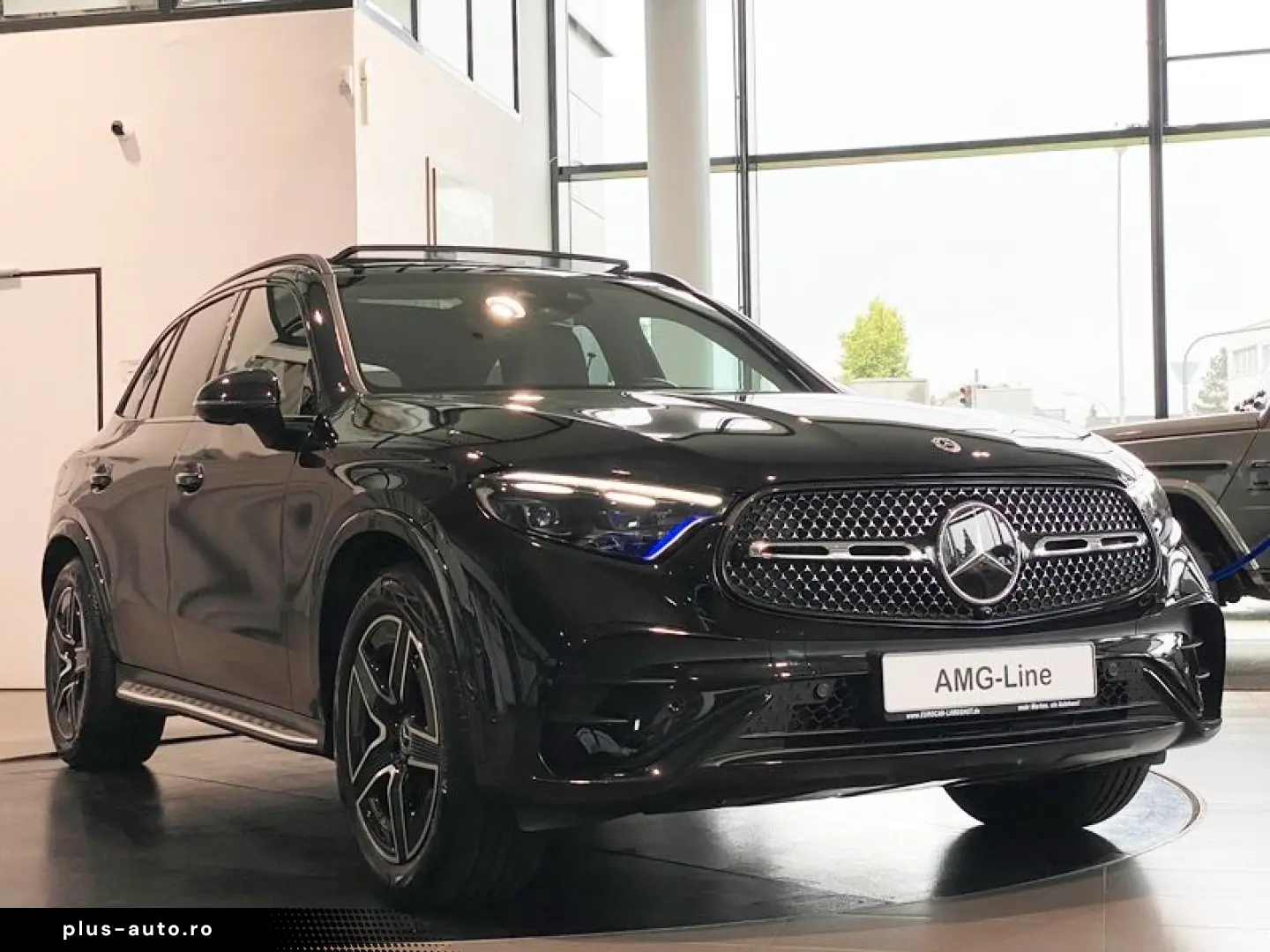 MERCEDES-BENZ GLC 300 AMG