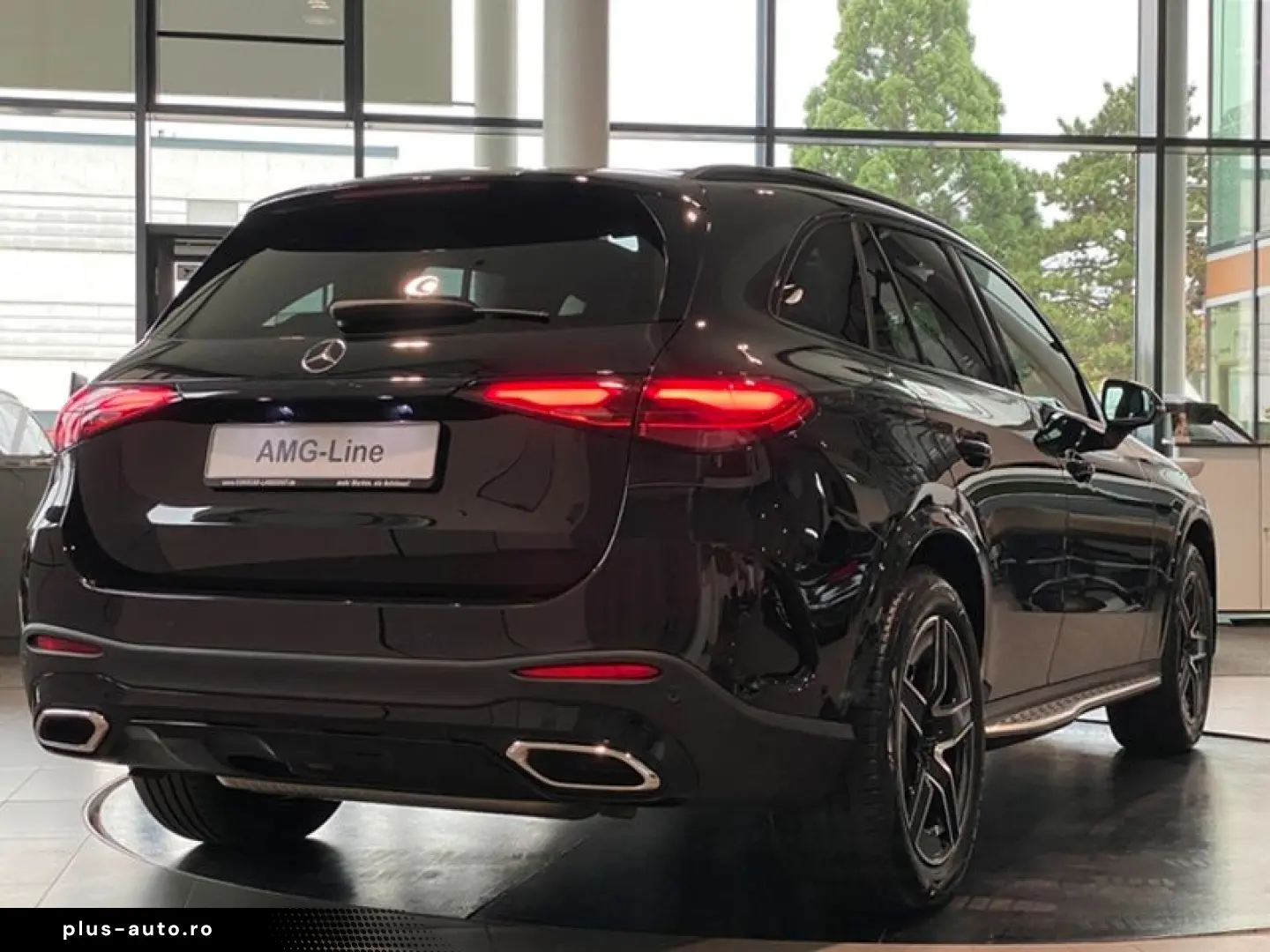 MERCEDES-BENZ GLC 300 AMG