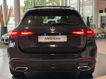 MERCEDES-BENZ GLC 300 AMG