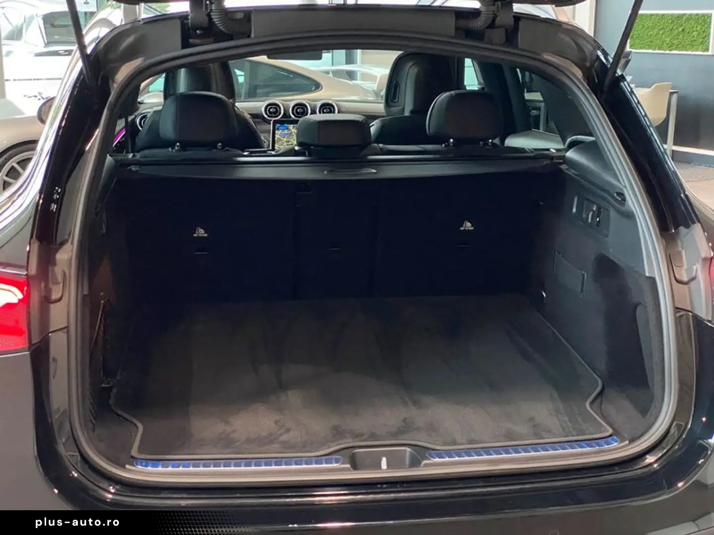 MERCEDES-BENZ GLC 300 AMG