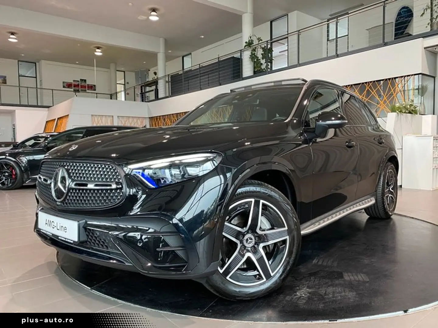 MERCEDES-BENZ GLC 300 AMG