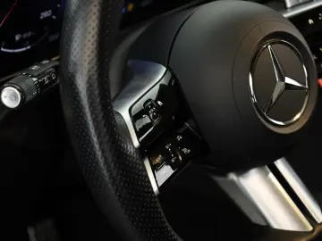 MERCEDES-BENZ GLC 300 4M AMG