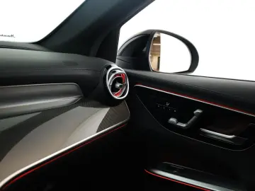 MERCEDES-BENZ GLC 300 4M AMG