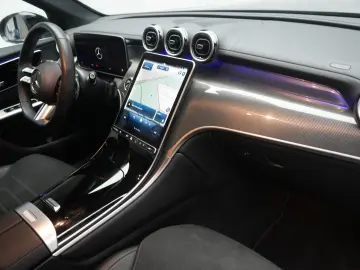 MERCEDES-BENZ GLC 300 d