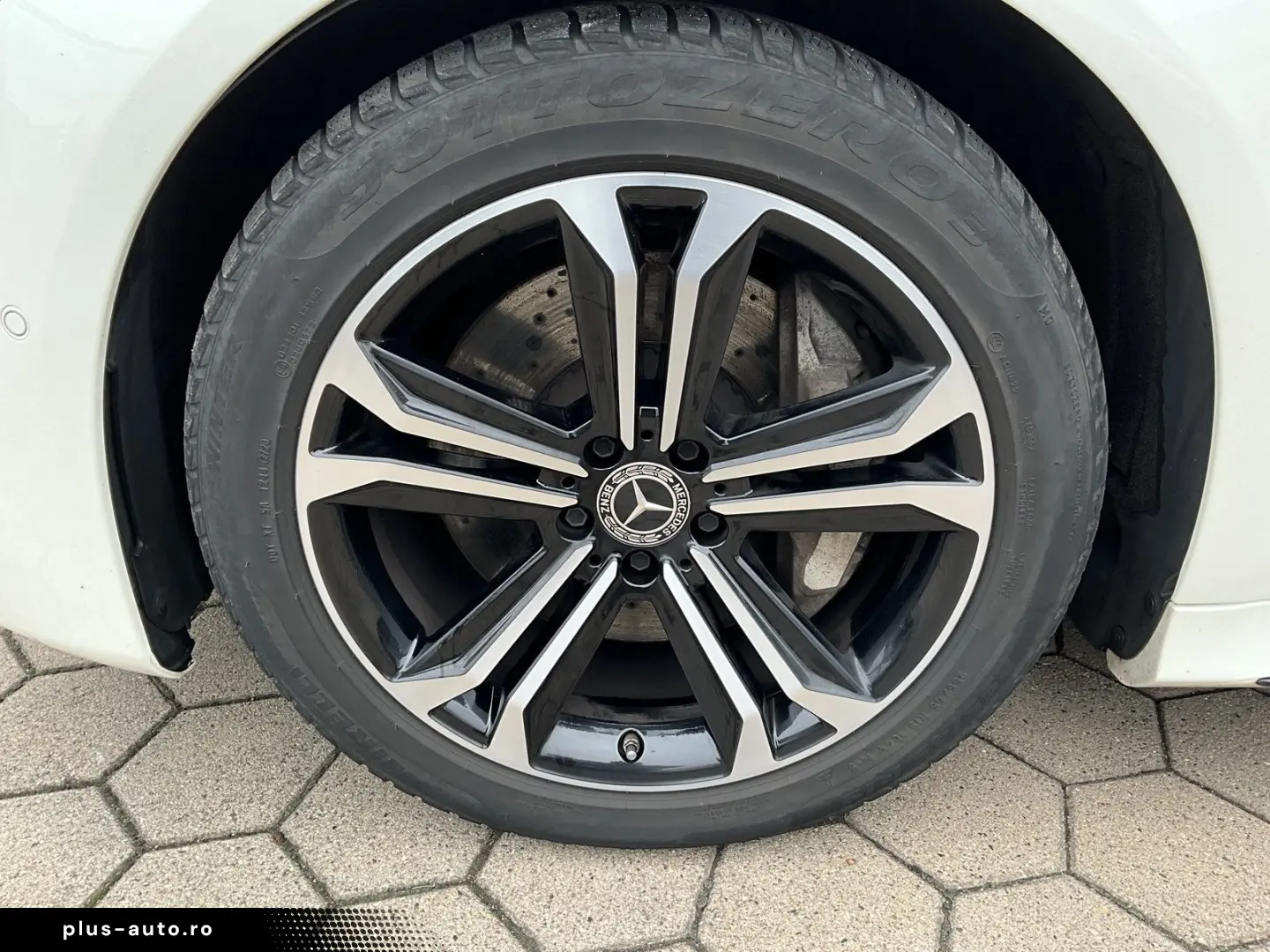 MERCEDES-BENZ S 580 e Executive HUD AMG Panorama