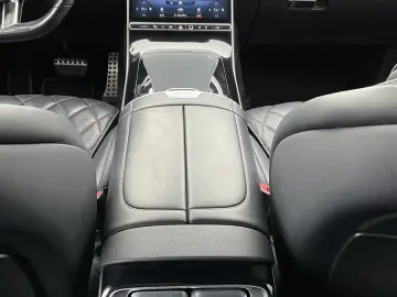 MERCEDES-BENZ S 580 e Executive HUD AMG Panorama