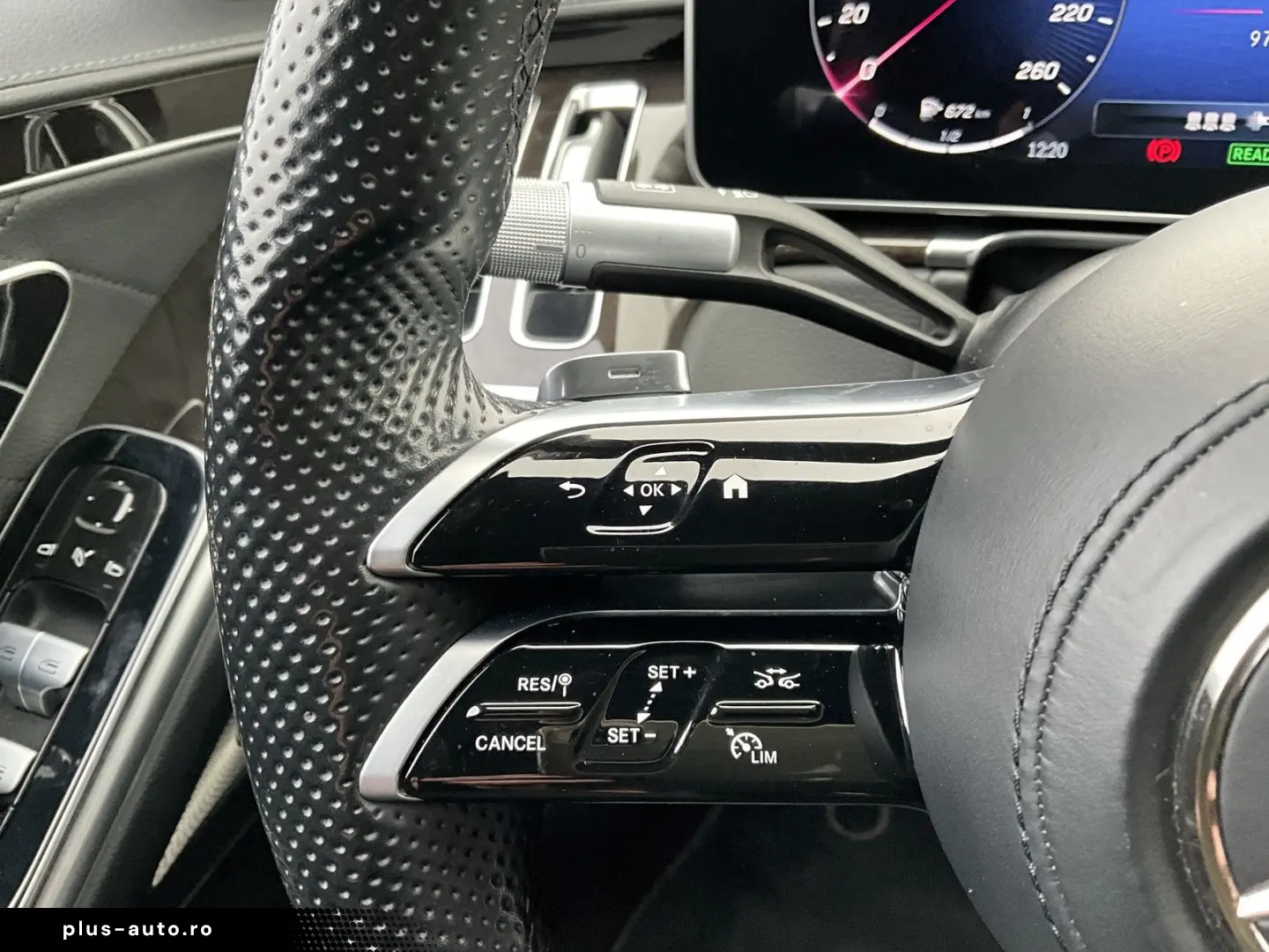 MERCEDES-BENZ S 580 e Executive HUD AMG Panorama