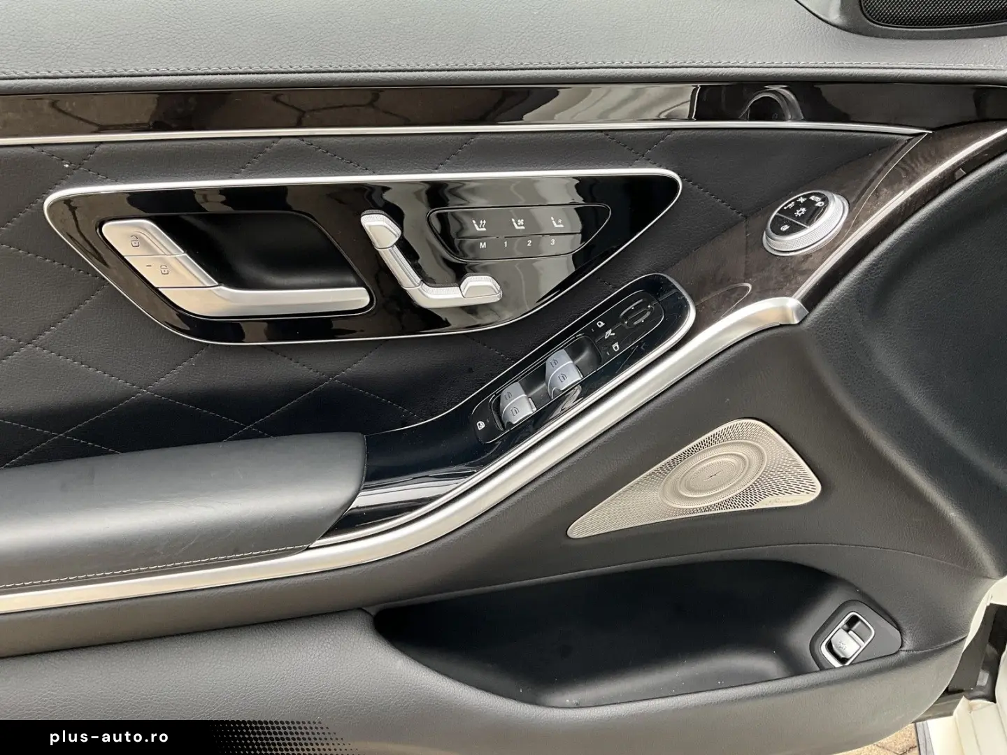 MERCEDES-BENZ S 580 e Executive HUD AMG Panorama