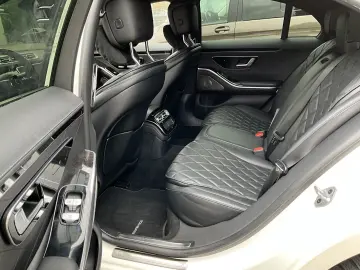 MERCEDES-BENZ S 580 e Executive HUD AMG Panorama