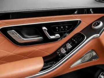 MERCEDES-BENZ S 580 e lang BURM DISTR LEDER 360  PANO