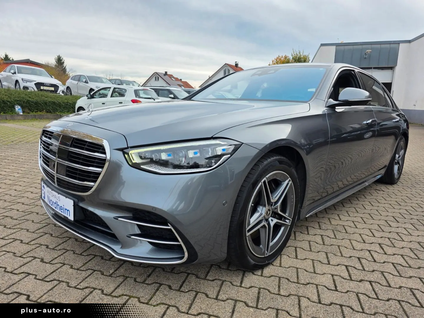 MERCEDES-BENZ S 580 e 4Matic Lang Burmester Pano distronic