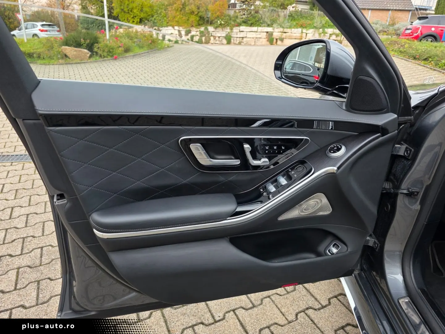 MERCEDES-BENZ S 580 e 4Matic Lang Burmester Pano distronic