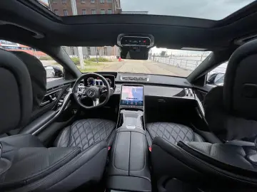 MERCEDES-BENZ 580e Long AMG Line