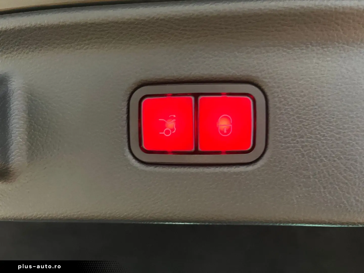 MERCEDES-BENZ S 580e lang long AMG-Line 4D-HT Pano Chauffeur