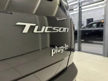 Hyundai Tucson PHEV 1.6 l 265 CP 4WD 6AT Luxury