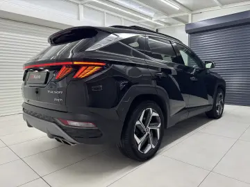 Hyundai Tucson PHEV 1.6 l 265 CP 4WD 6AT Luxury