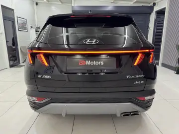 Hyundai Tucson PHEV 1.6 l 265 CP 4WD 6AT Luxury