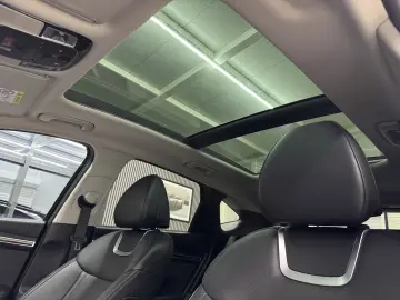 Hyundai Tucson PHEV 1.6 l 265 CP 4WD 6AT Luxury