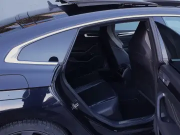 VW Arteon 2.0 TDI DSG 4M 3 x R-Line Pano Leder VOLL