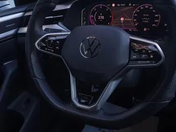 VW Arteon 2.0 TDI DSG 4M 3 x R-Line Pano Leder VOLL