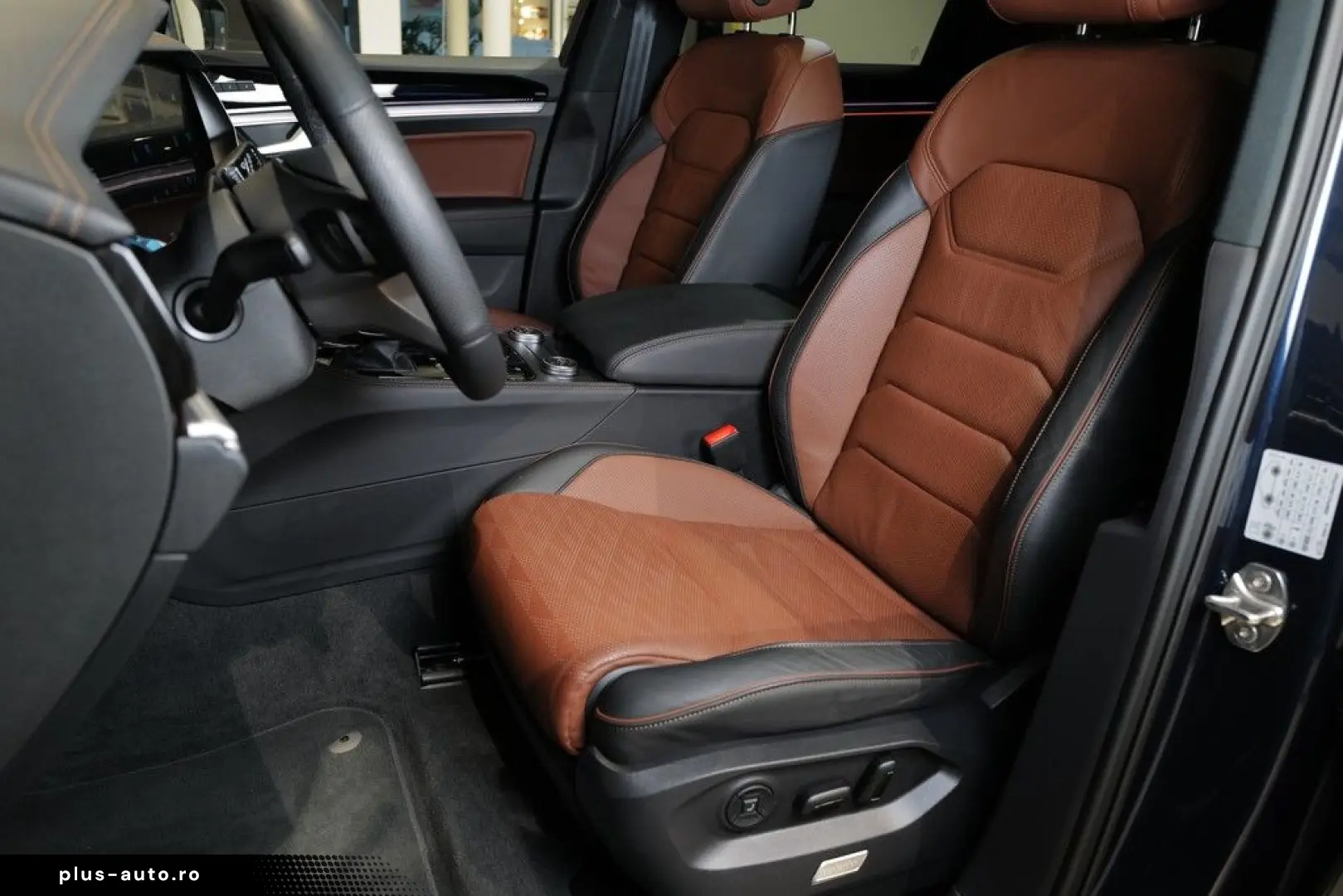 VW Touareg 3.0TDI R-Line Nachtsicht Pano StdHz 22