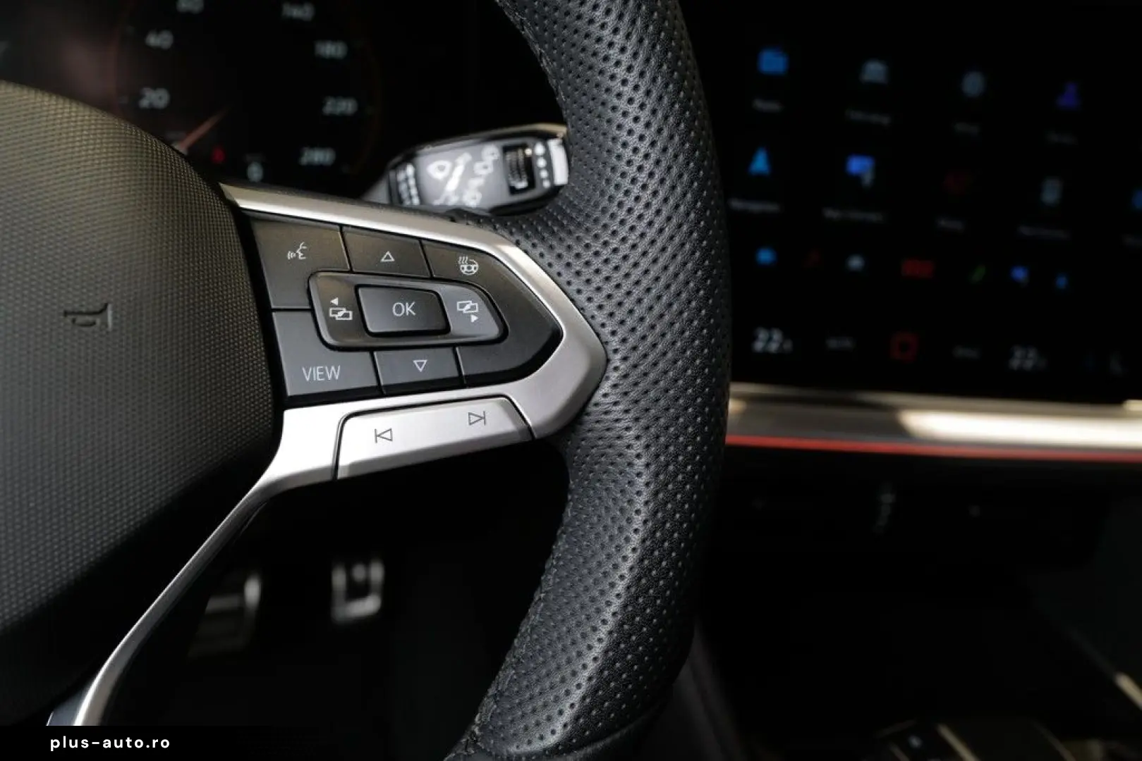 VW Touareg 3.0TDI R-Line Nachtsicht Pano StdHz 22