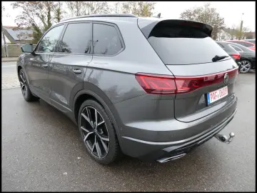 VW TOUAREG 3.0 TDI R-LINE 4MOTION VOLLAUSSTATTUNG