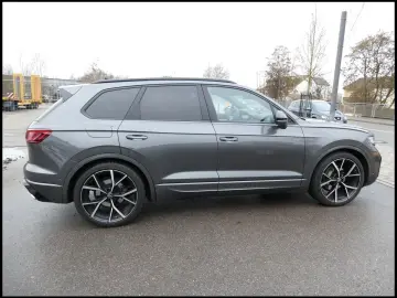 VW TOUAREG 3.0 TDI R-LINE 4MOTION VOLLAUSSTATTUNG