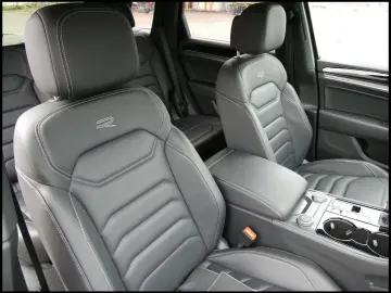 VW TOUAREG 3.0 TDI R-LINE 4MOTION VOLLAUSSTATTUNG