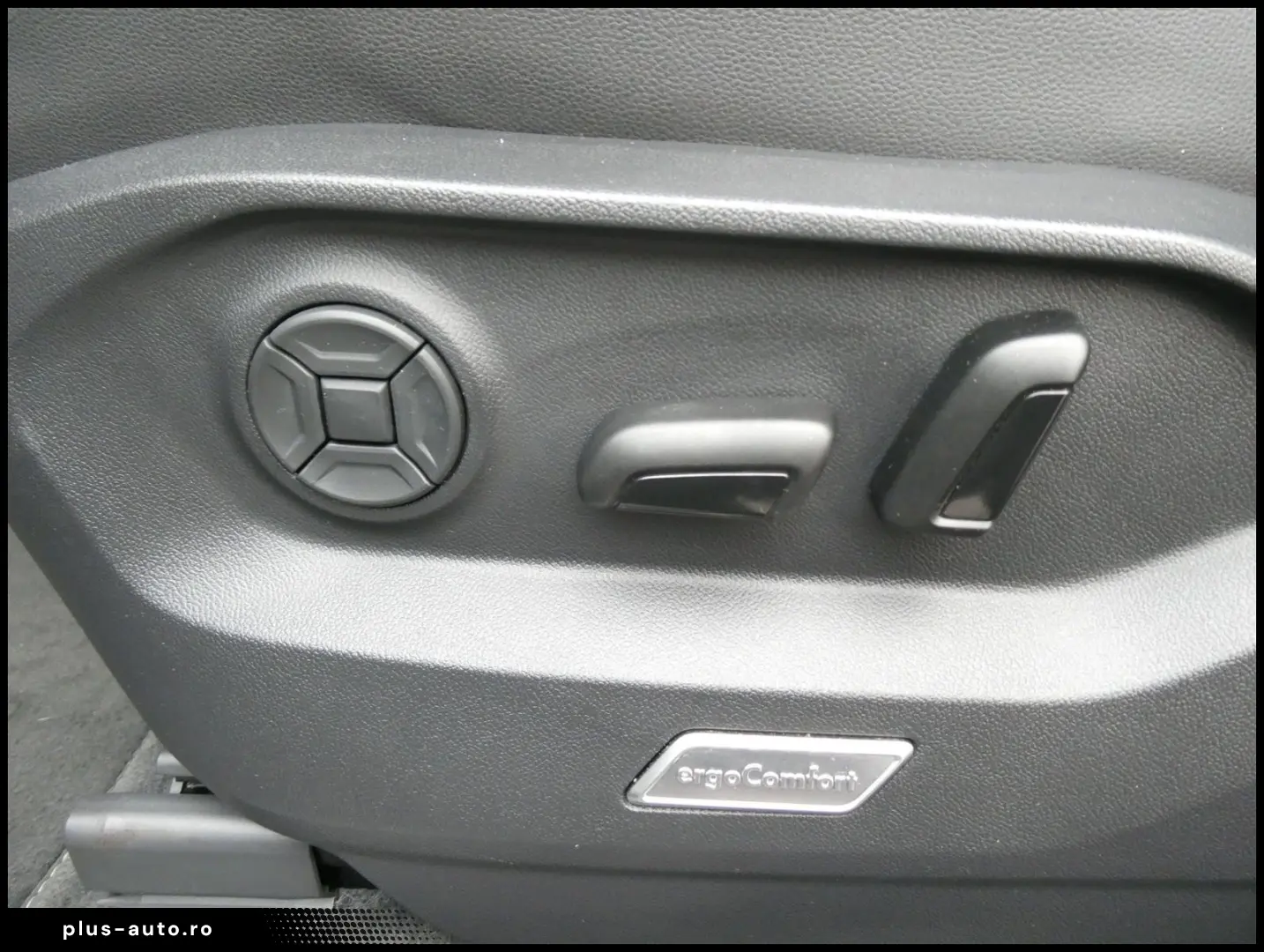 VW TOUAREG 3.0 TDI R-LINE 4MOTION VOLLAUSSTATTUNG