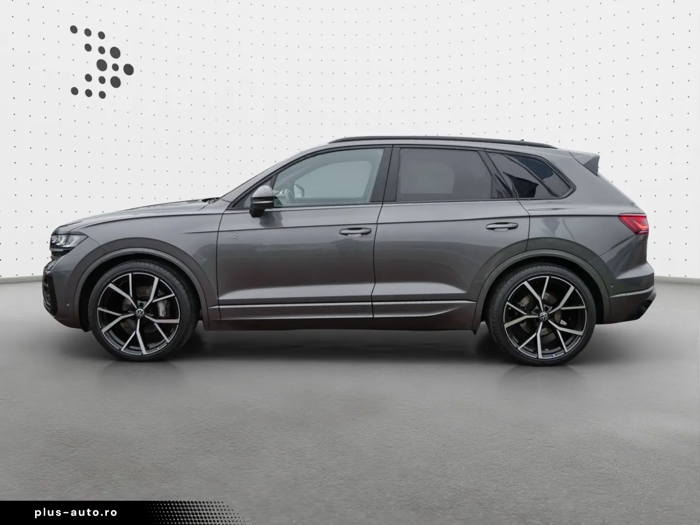 VW Touareg R-Line 3.0 TDI Pano DYNAUDIO HuD Stand