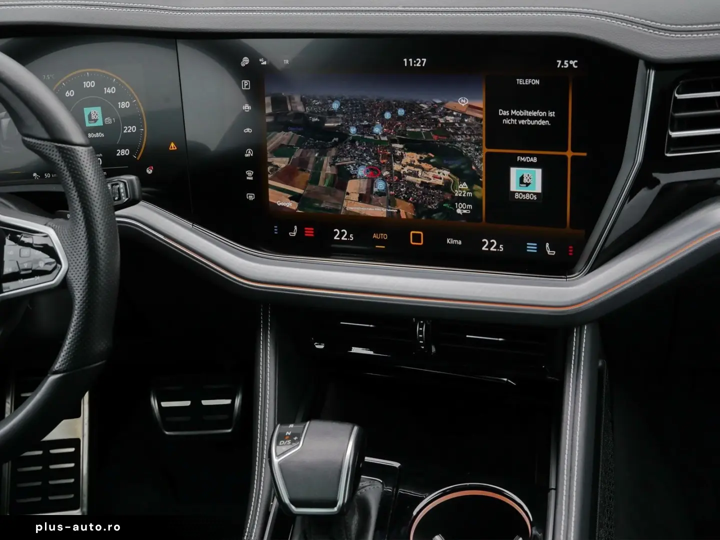 VW Touareg R-Line 3.0 TDI Pano DYNAUDIO HuD Stand