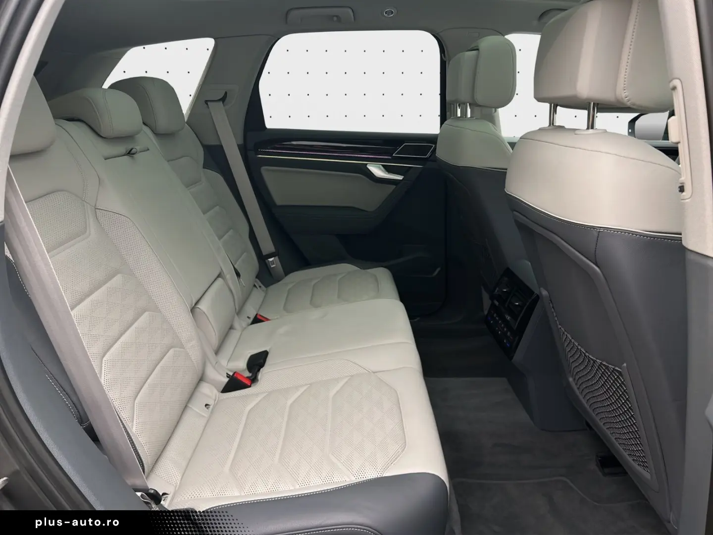 VW Touareg R-Line 4M 3.0 TDI UPE121.670 MATT 22Zoll