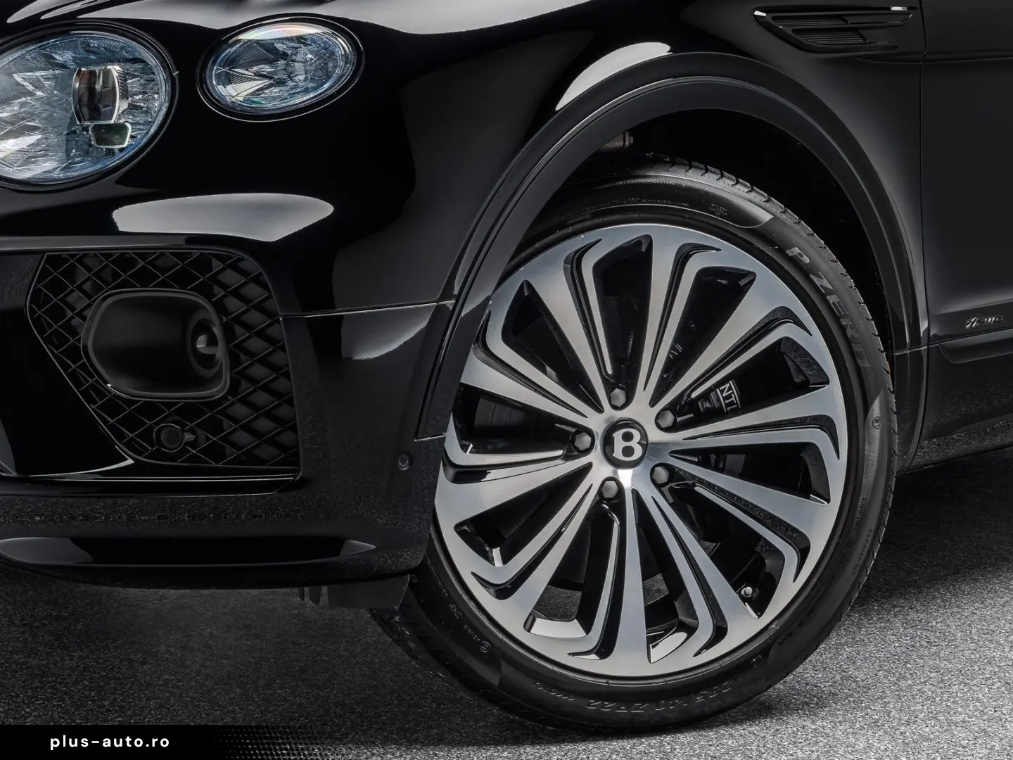 BENTLEY Bentayga EWB Azure V8