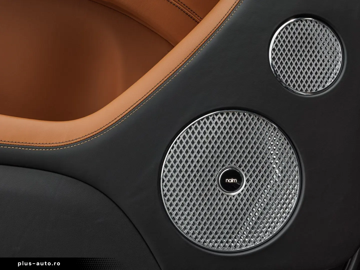 BENTLEY Bentayga EWB Azure V8