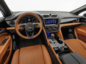 BENTLEY Bentayga EWB Azure V8
