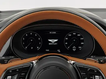 BENTLEY Bentayga EWB Azure V8