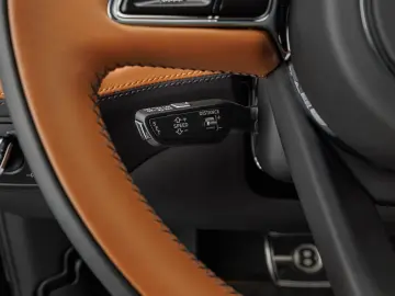 BENTLEY Bentayga EWB Azure V8