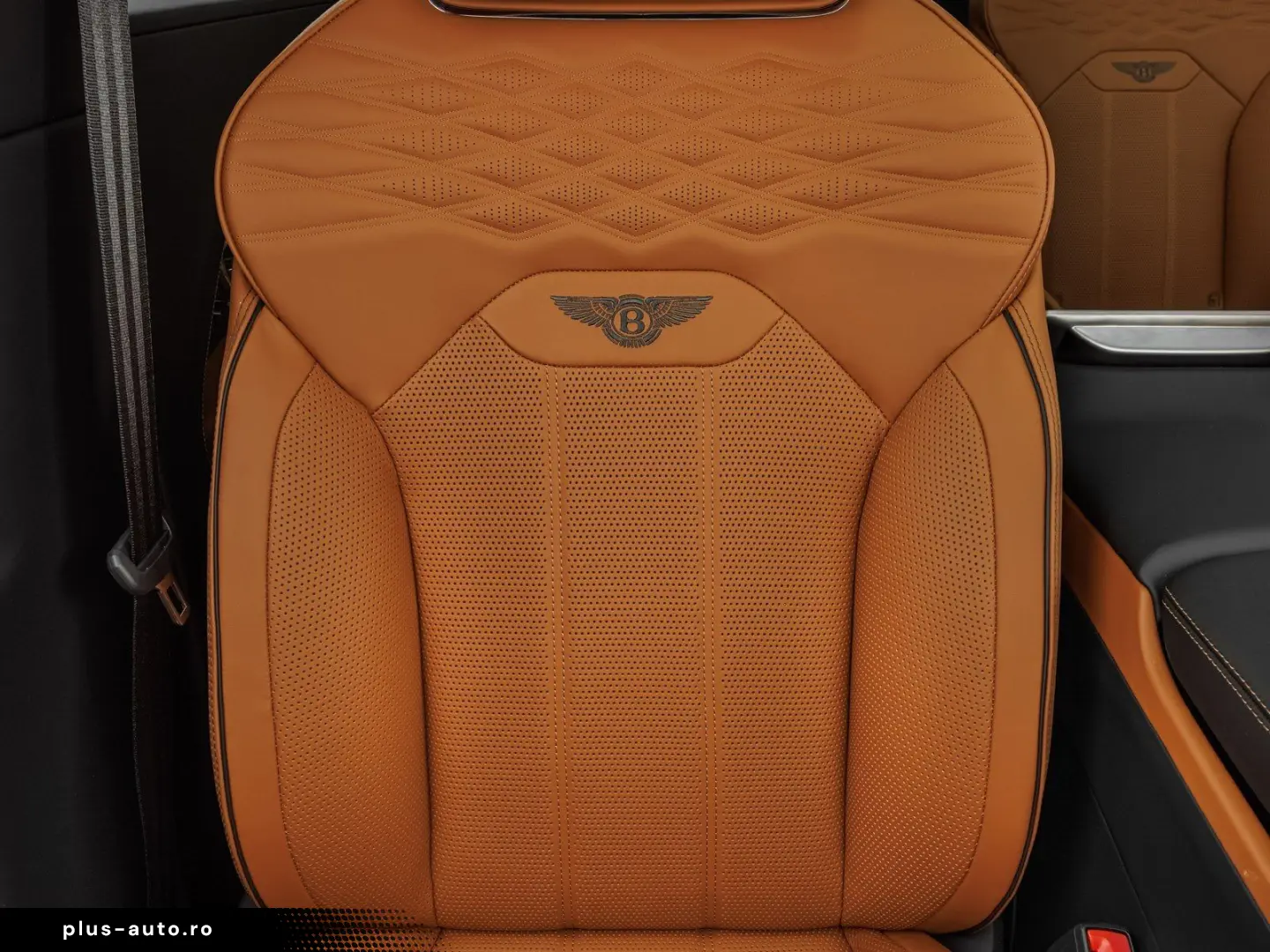 BENTLEY Bentayga EWB Azure V8