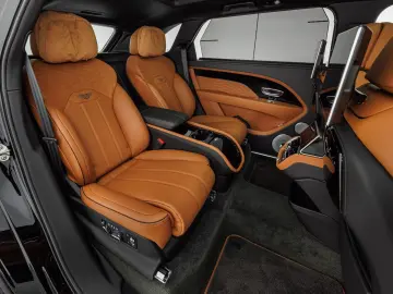 BENTLEY Bentayga EWB Azure V8