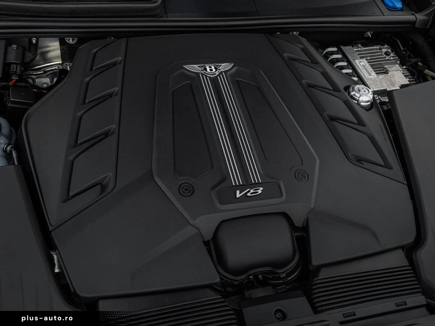 BENTLEY Bentayga EWB Azure V8