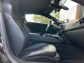 ASTON MARTIN V8 Vantage 4.0 aus 1.Hand 21 Zoll