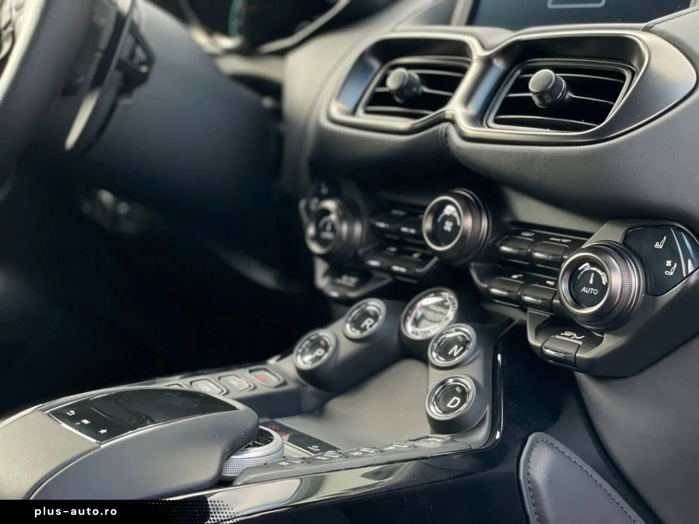 ASTON MARTIN V8 Vantage 4.0 aus 1.Hand 21 Zoll