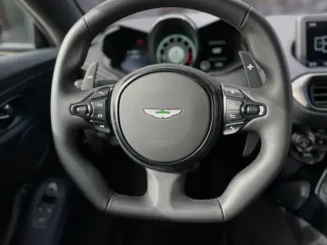 ASTON MARTIN V8 Vantage 4.0 aus 1.Hand 21 Zoll