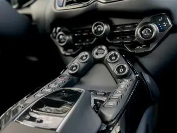 ASTON MARTIN V8 Vantage 4.0 aus 1.Hand 21 Zoll