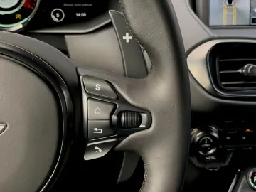 ASTON MARTIN V8 Vantage 4.0 aus 1.Hand 21 Zoll