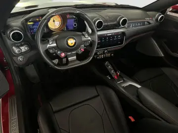 FERRARI Portofino M       Ferrari Frankfurt
