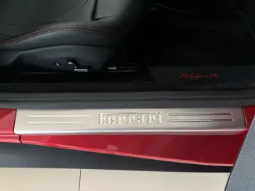 FERRARI Portofino M       Ferrari Frankfurt