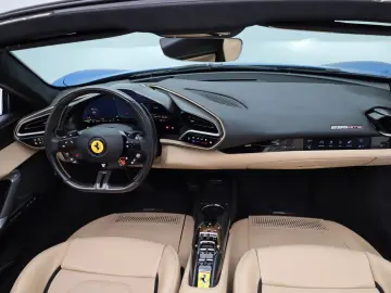 FERRARI 296 GTS - FERRARI HAMBURG