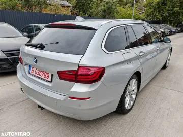 BMW Seria 5 518d Touring Aut. Luxury Line